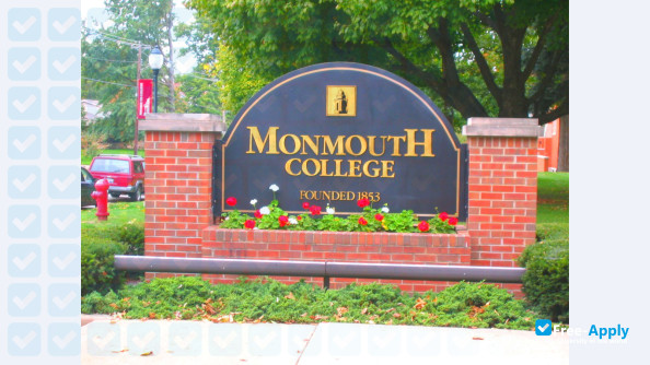 Foto de la Monmouth College #2