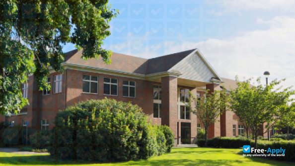 Multnomah University photo #10