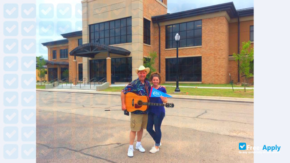 Murray State College photo #11