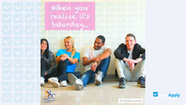 Foto de la Nassau Community College #11
