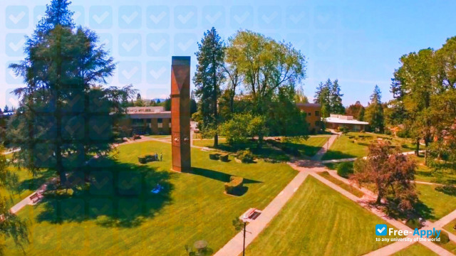 George Fox University фотография №1