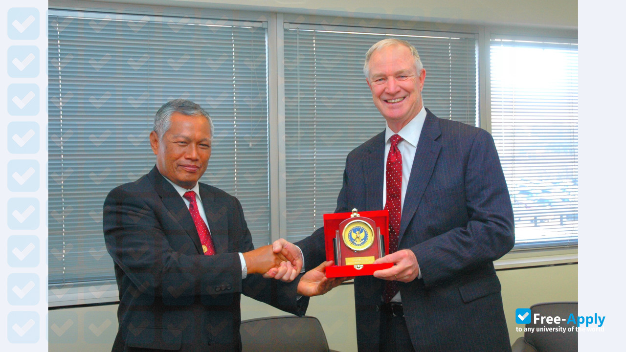 National Intelligence University (National Defense Intelligence College) photo #12