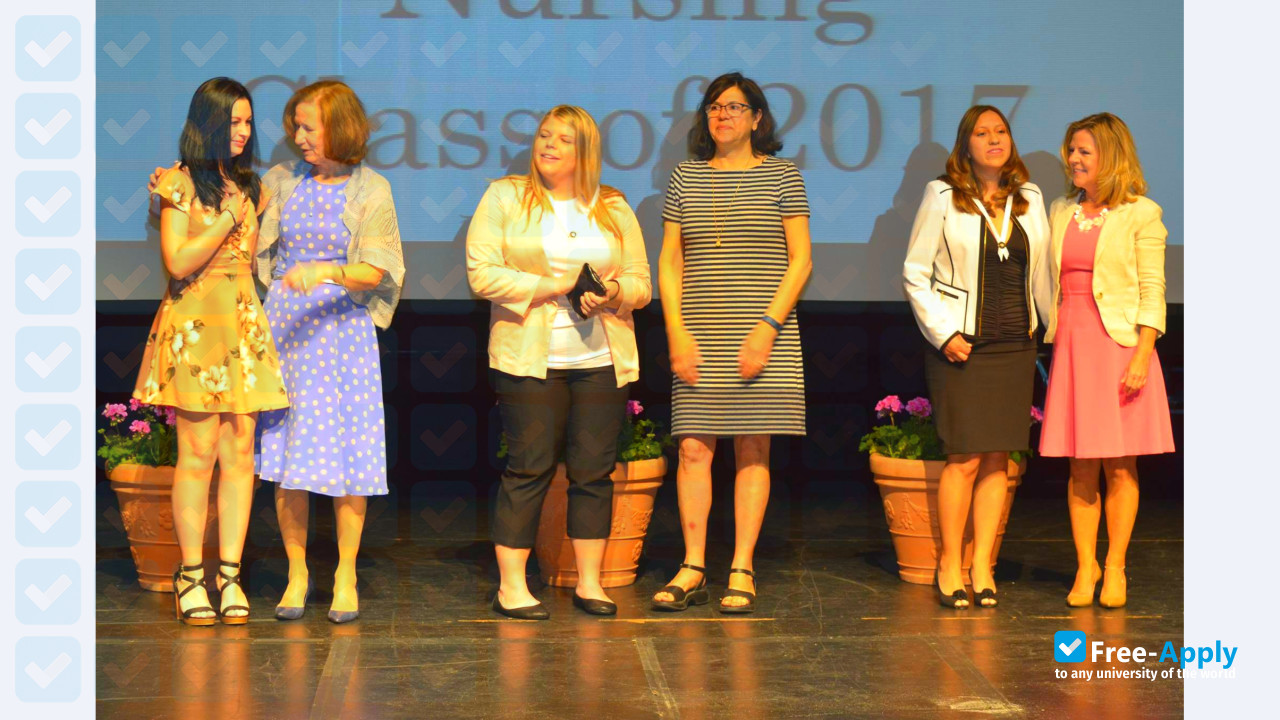 Foto de la Naugatuck Valley Community College #2