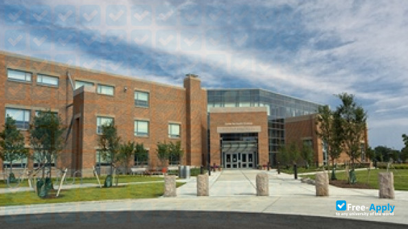 Foto de la Naugatuck Valley Community College #17
