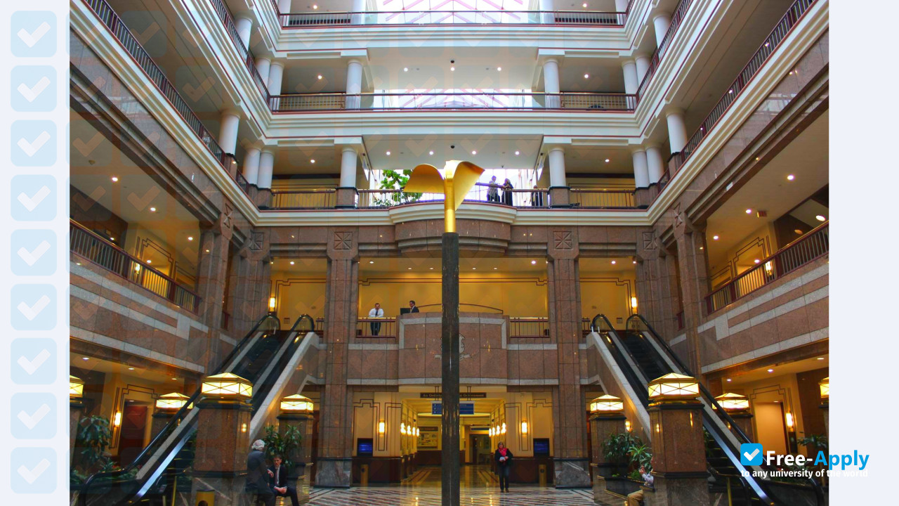 Foto de la Naugatuck Valley Community College #16