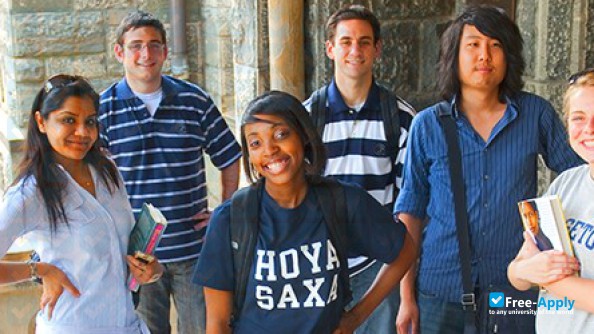 Georgetown University photo #8