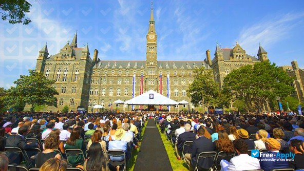Georgetown University photo #11