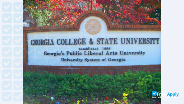 Foto de la Georgia College & State University #7