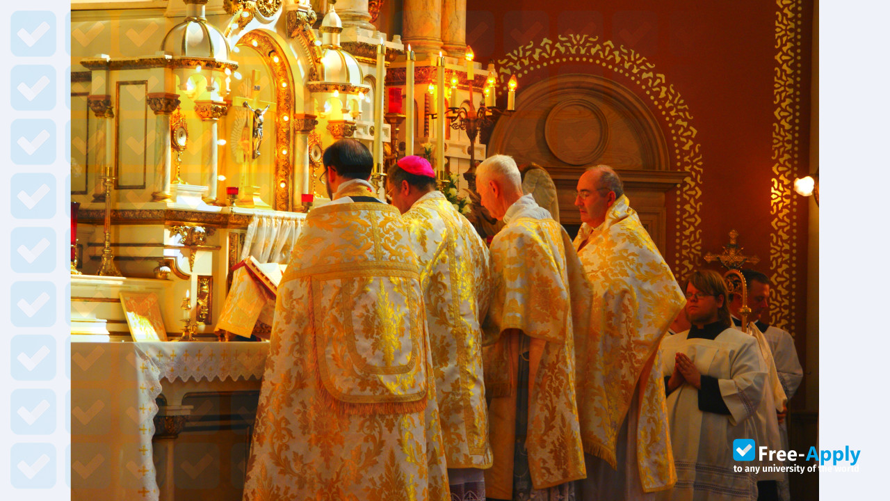 Foto de la Pontifical College Josephinum #6