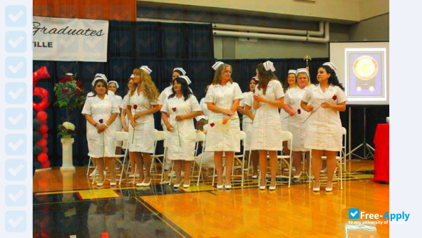 Porterville College photo #5
