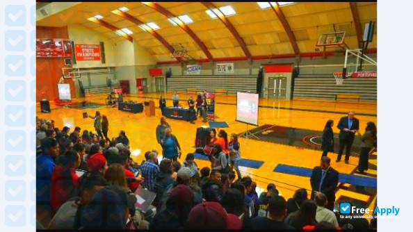 Porterville College photo #11