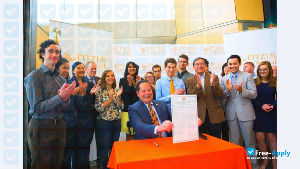 Pitzer College photo