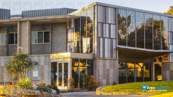 Pitzer College photo #7