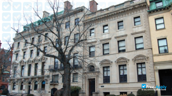 Foto de la New England College of Optometry #12