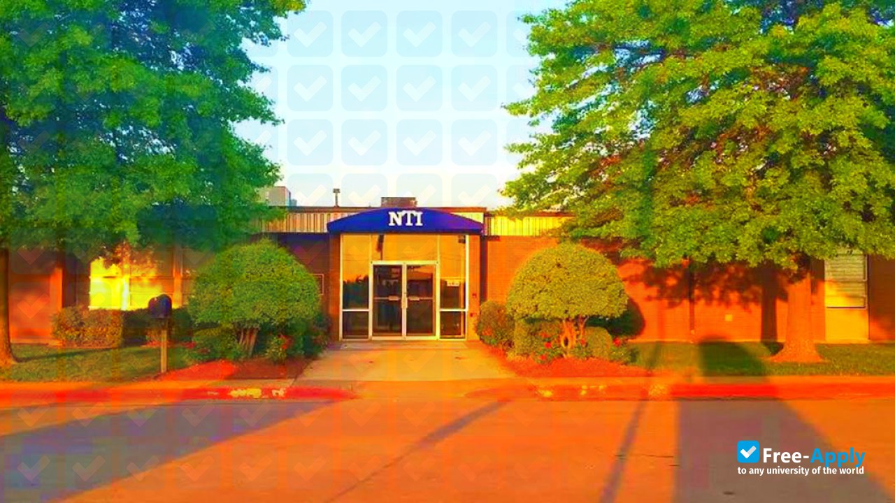 Photo de l’Northwest Technical Institute #10