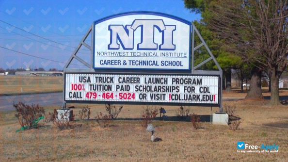 Photo de l’Northwest Technical Institute #12