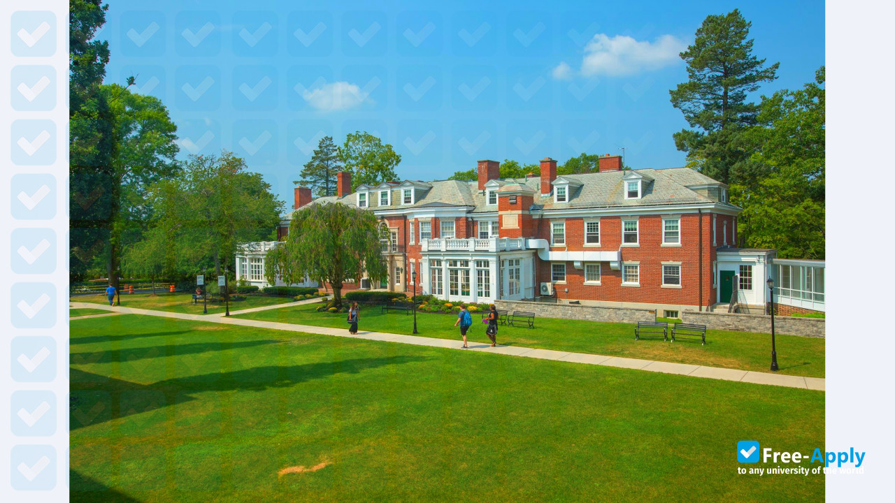 Photo de l’Newbury College #6