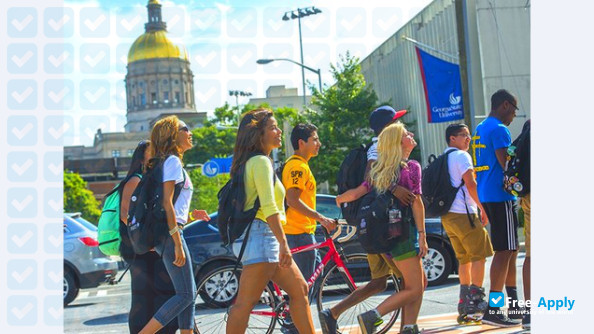 Georgia State University photo #8