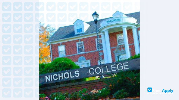 Photo de l’Nichols College #10