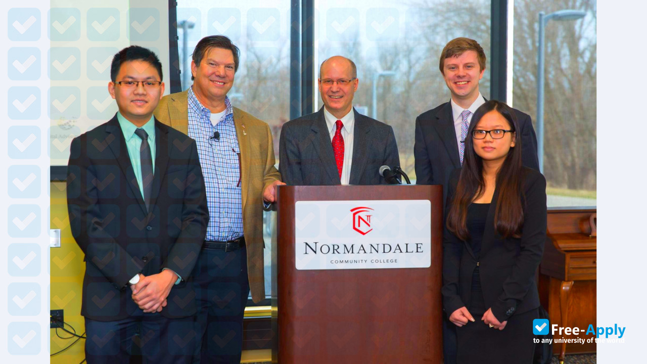 Photo de l’Normandale Community College #4