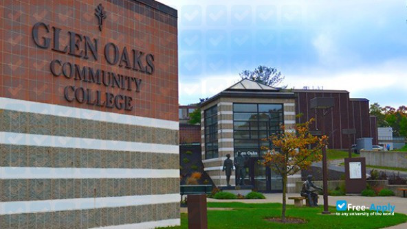 Glen Oaks Community College photo