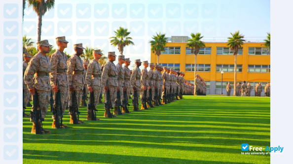 Photo de l’Marine Corps University #5