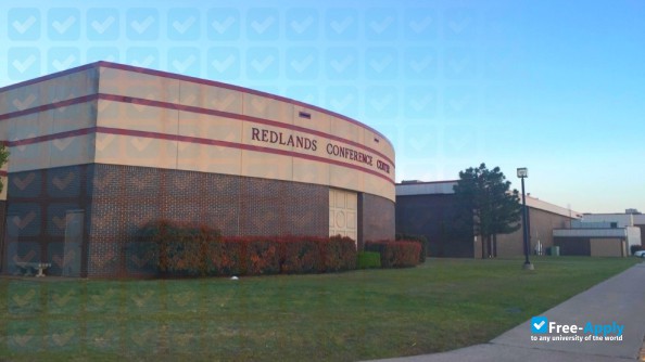 Redlands Community College photo #3