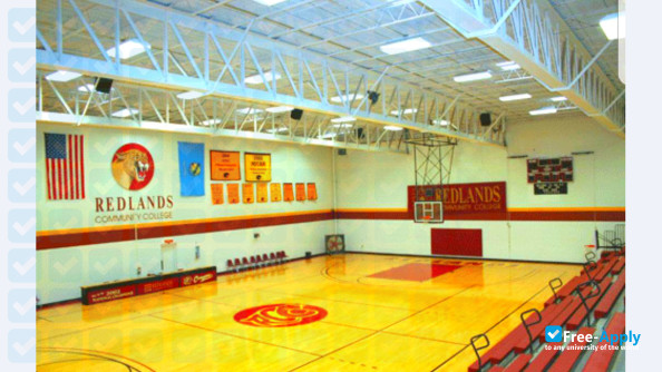 Redlands Community College фотография №6