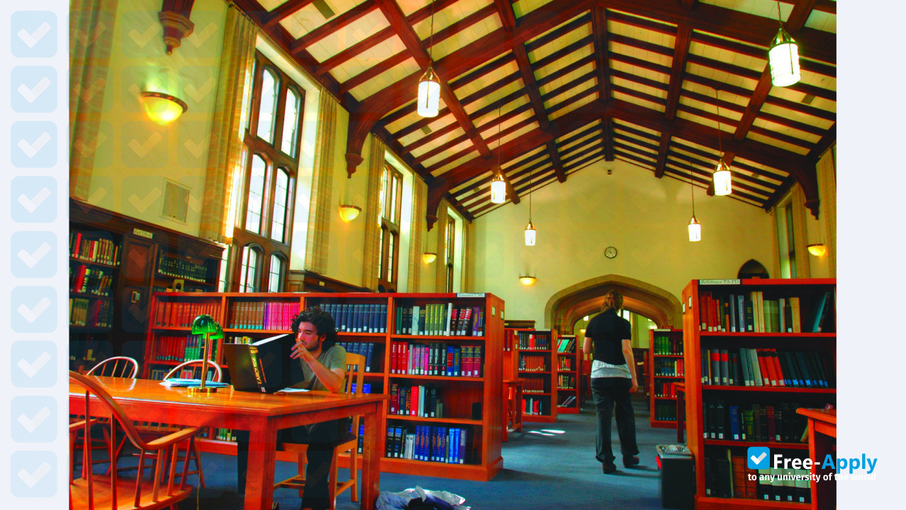 Reed College photo #9