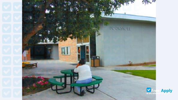 Reedley College photo #4