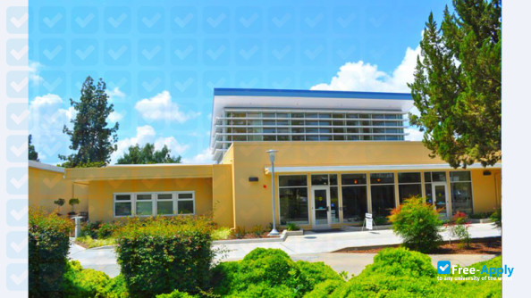 Reedley College photo #6