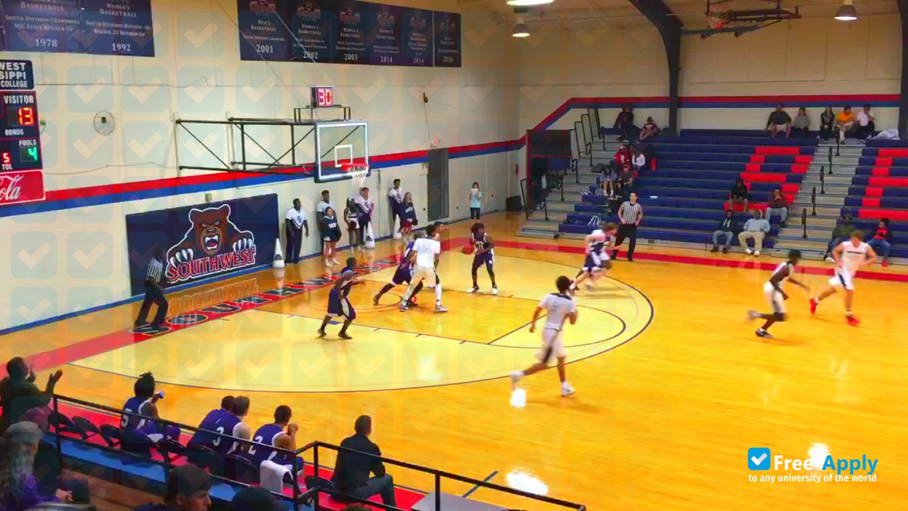 Foto de la Southwest Mississippi Community College #11