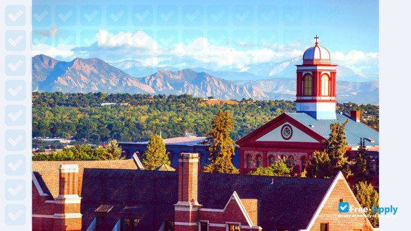 Regis University фотография №7