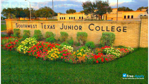 Southwest Texas Junior College фотография №15