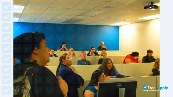 Foto de la Southwest University of Visual Arts (Art Center Design College) #16