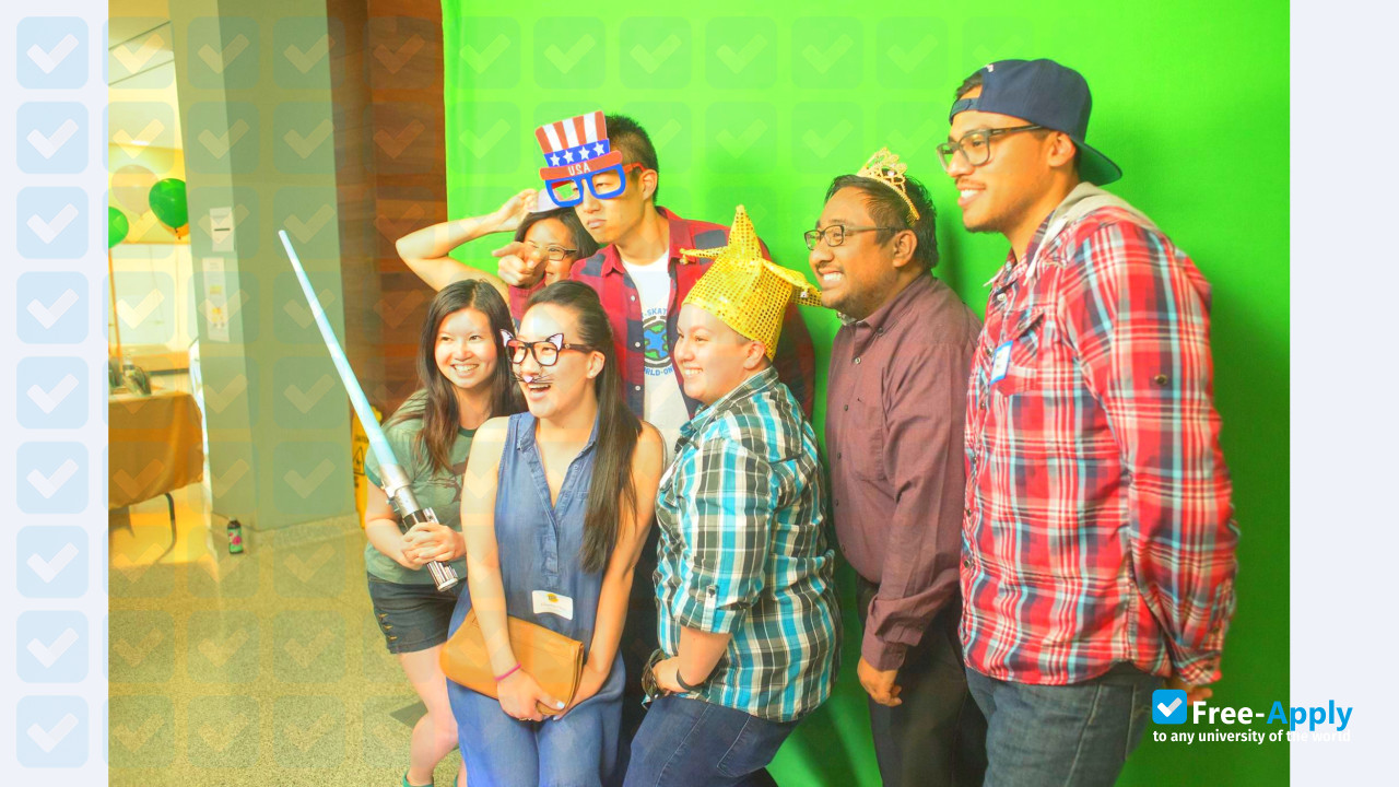 Ohlone College photo #6