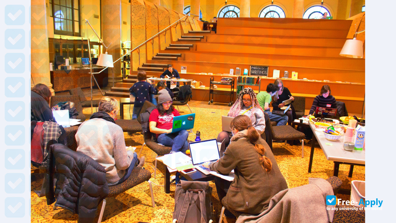 Rhode Island School of Design photo #3
