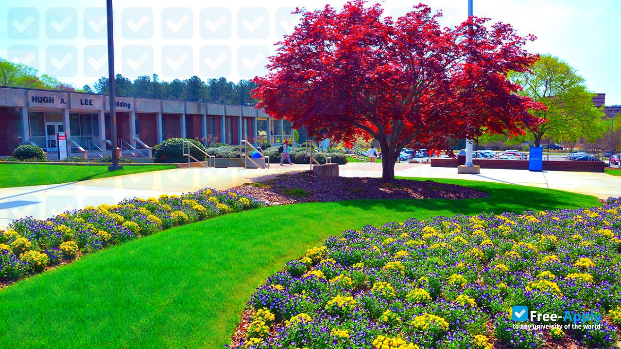 Richmond Community College photo #2
