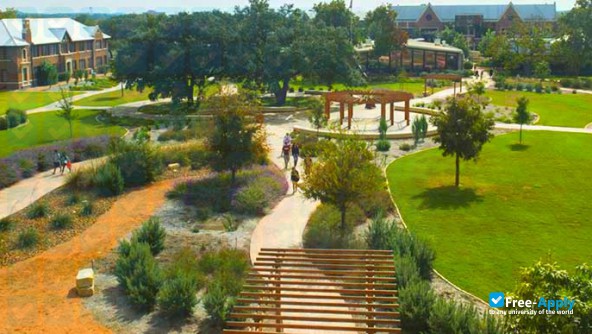 Schreiner University photo #9