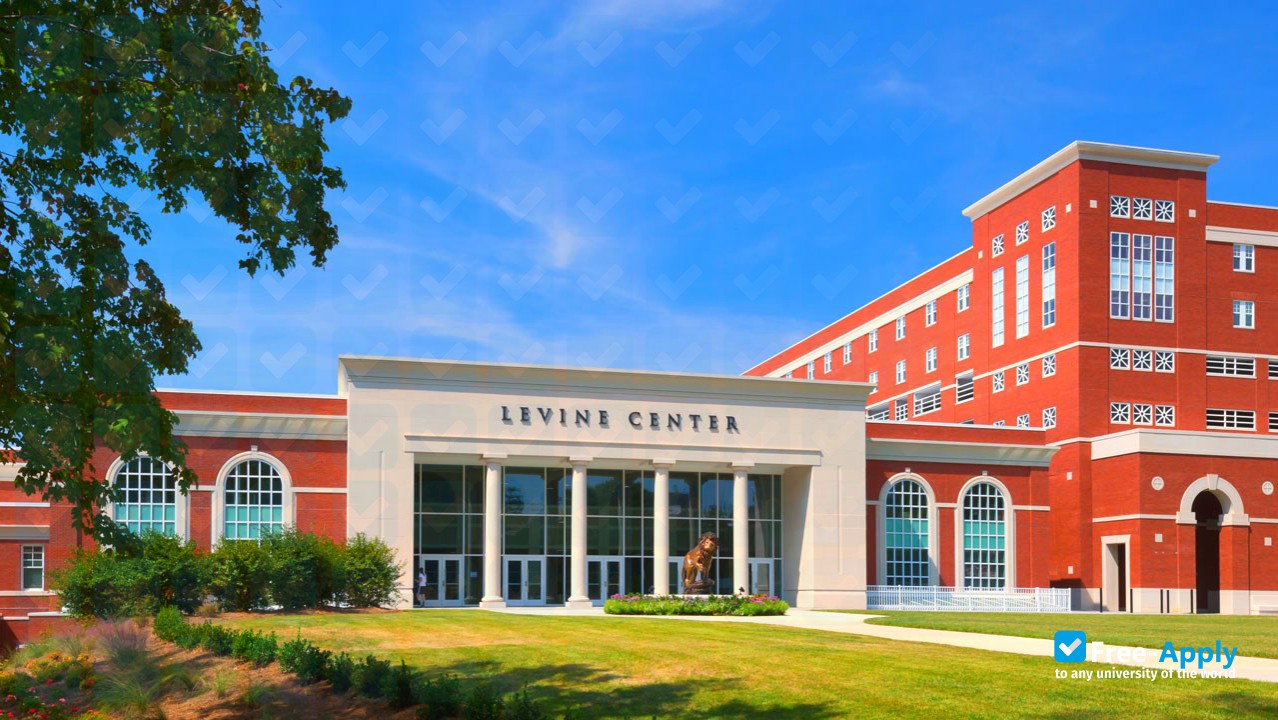 Foto de la Queens University of Charlotte #3