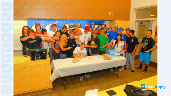 Foto de la Quincy College #9