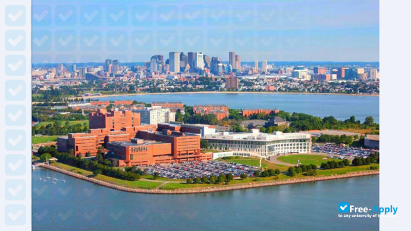 Foto de la Quincy College #2