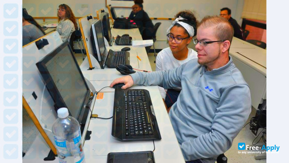 Foto de la Southwestern Illinois College #23