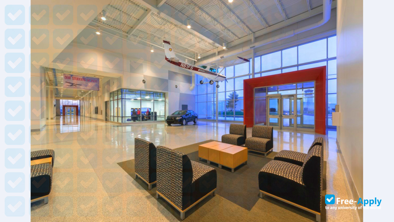 Southern Illinois University photo #4
