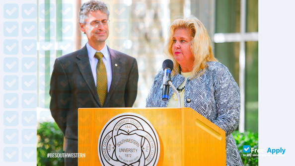 Southwestern University фотография №11