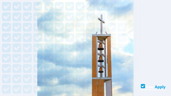 Sacred Heart University photo #2