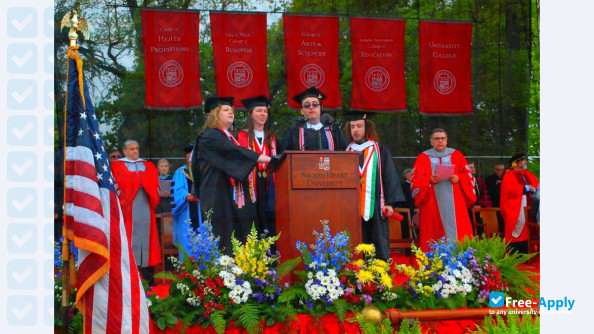 Sacred Heart University photo #8