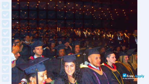 Robert Morris University Illinois photo #7