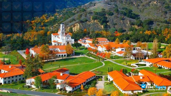 Saint Thomas Aquinas College photo #3