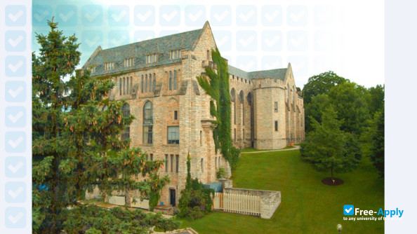 Saint Olaf College photo #2